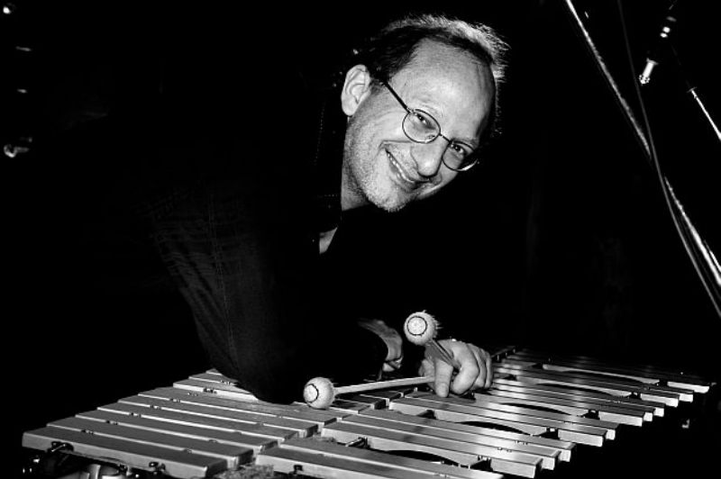 Německý vibrafonista Wolfgang Lackerschmid.