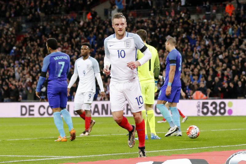 Kanonýr Jamie Vardy. 