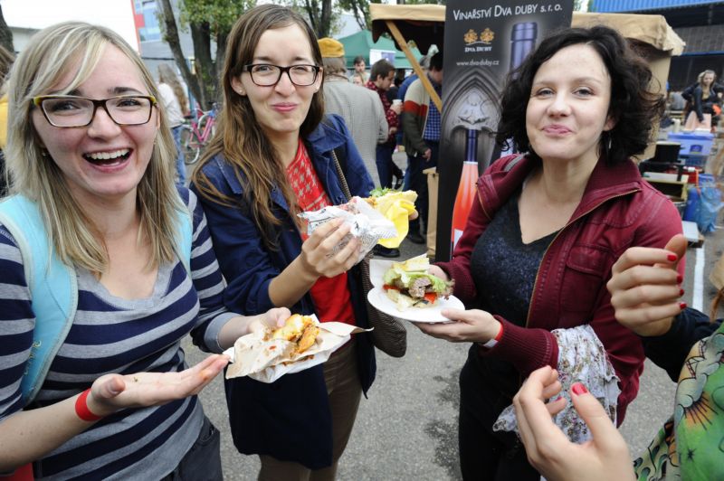 Brno se stalo gastronomickou metropolí, koná se zde řada food festivalů. Brno se stalo gastronomickou metropolí, koná se zde řada food festivalů.