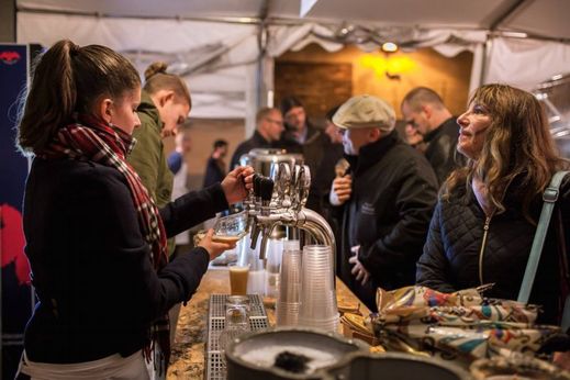 Druhý ročník Branického festivalu minipivovarů v Dominikánském dvoře.