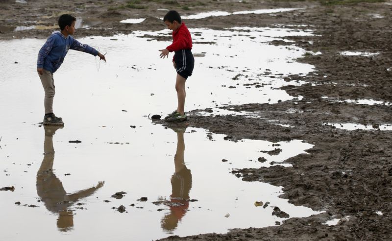 Snímek z provizorního uprchlického řeckého tábora Idomeni.