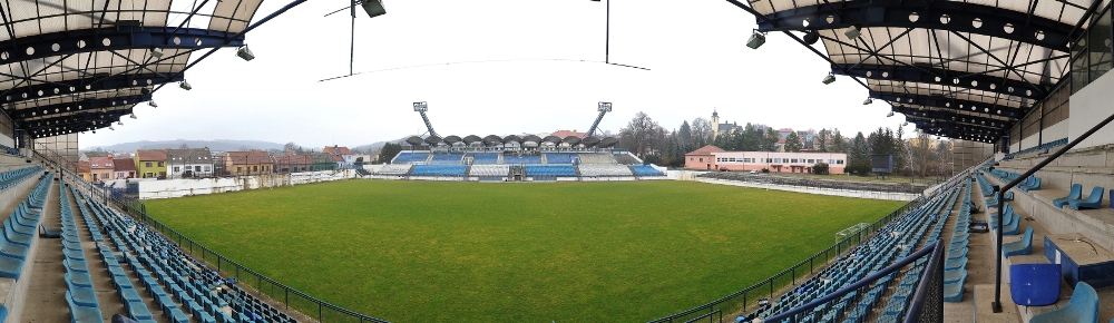 Brněnská firma Mengas zaplatila za fotbalový stadion v Drnovicích, který vydražila ve veřejné dražbě v polovině března za 6,2 milionu korun.