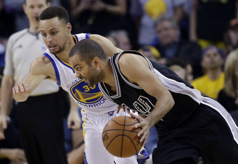 Golden State ovládli základní část.