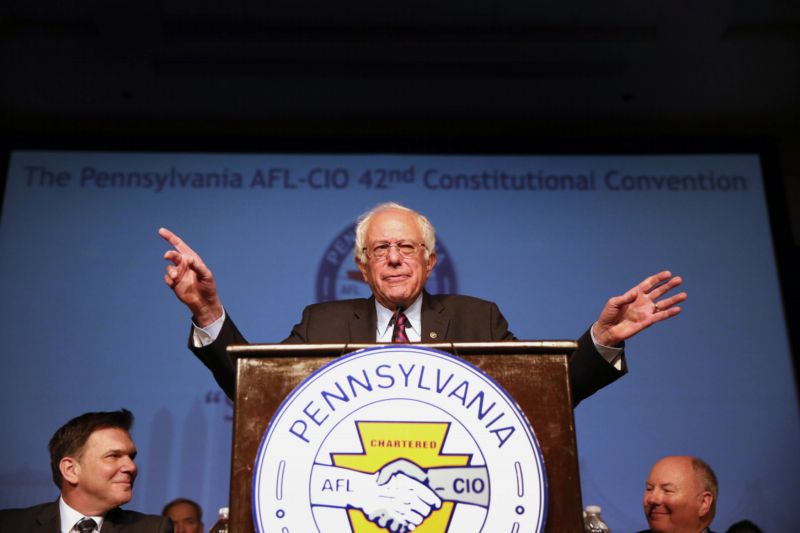 Demokratický prezidentský kandidát Bernie Sanders.
