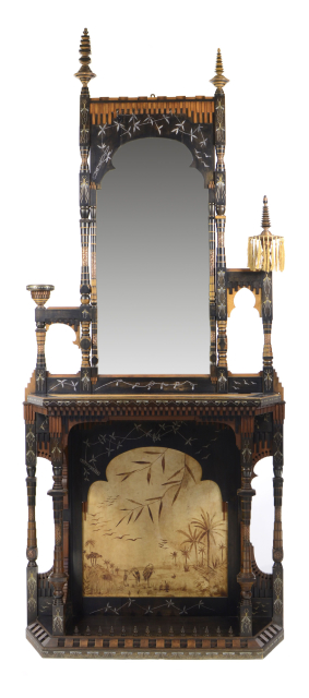 Stolek se zrcadlem od italského designéra Carla Bugattiho. Stolek se zrcadlem od italského designéra Carla Bugattiho.