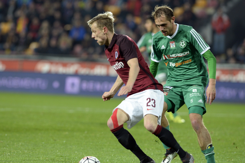 Fotbalisté Sparty v utkání s Příbramí.