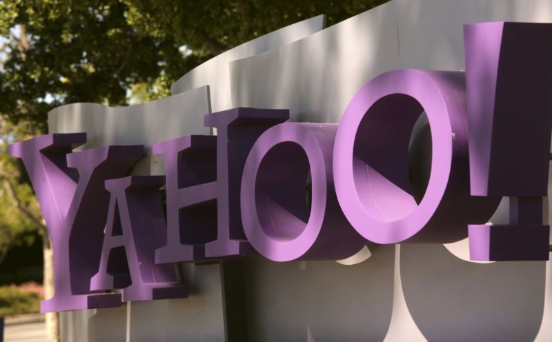 Logo internetové společnosti Yahoo.