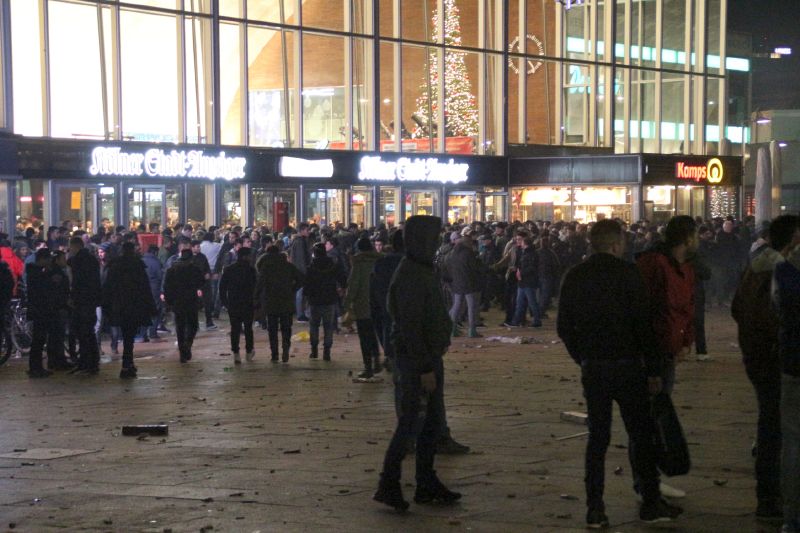 Silvestrovská noc v Düsseldorfu.