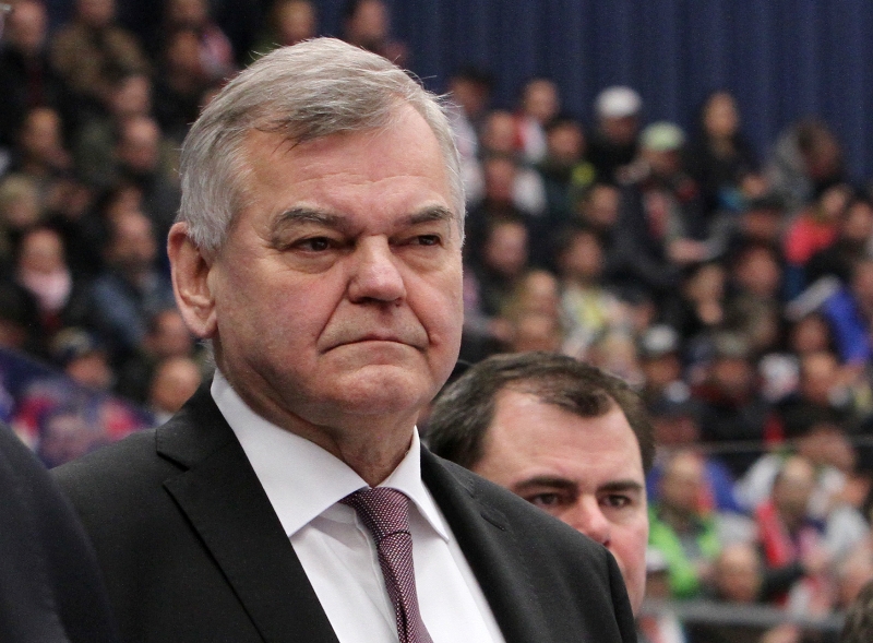 Trenér hokejové reprezentace Vladimír Vůjtek.