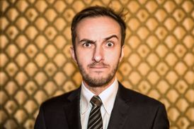 Komik a moderátor Jan Böhmermann.