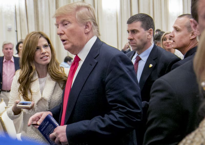 Manažer Trumpovy prezidentské kampaně Corey Lewandowski (na fotce vpravo). 