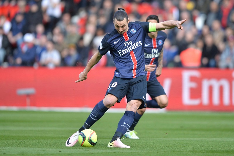 Zlatan Ibrahimovič v akci proti Caen. 