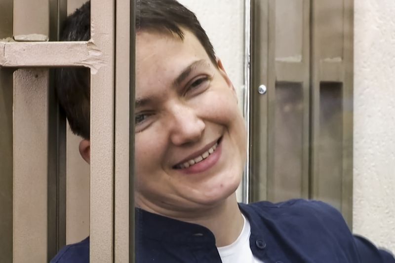 Vězněná ukrajinská letkyně Nadija Savčenková.