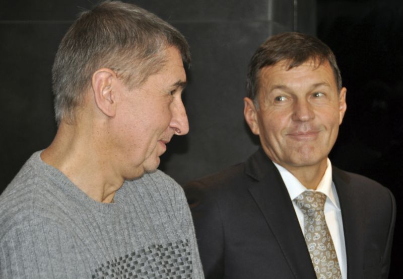 Nový radní za ANO Karel Grabein Procházka (vpravo).