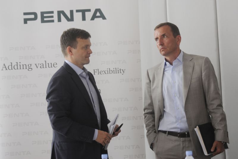 Partneři investiční skupiny Penta Investments Marek Dospiva (vpravo) a Jaroslav Haščák.