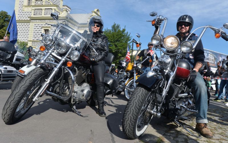 Setkání fanoušků motocyklů Harley-Davidson v Praze.