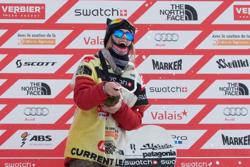 Hvězda snowboardingu a úřadující mistryně světa seriálu Freeride World Tour Estelle Baletová.
