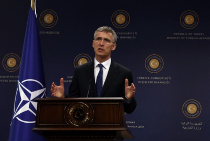 Šéf NATO Jens Stoltenberg na návštěvě v Turecku.