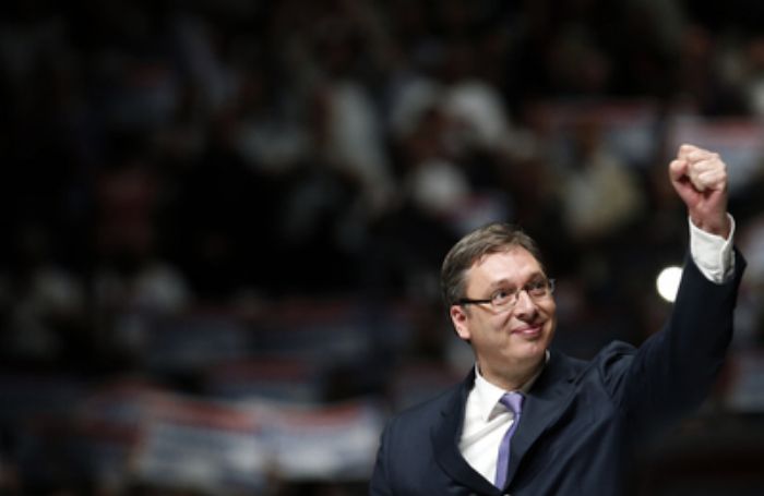 Premiér Aleksandar Vučić ze Srbské pokrokové strany (SNS).