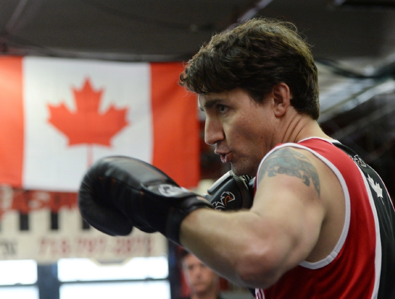 Justin Trudeau rád boxuje.