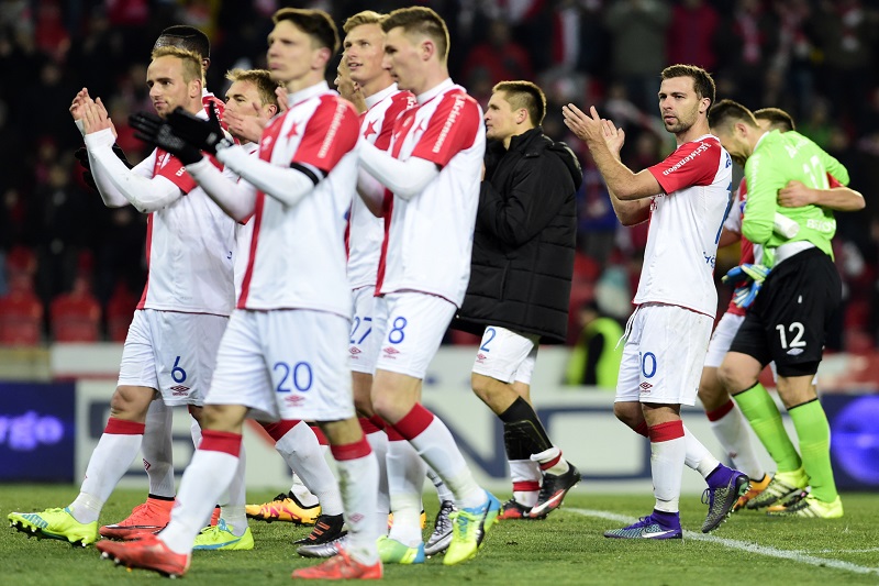 Zklamaní hráči Slavie (ilustrační foto).
