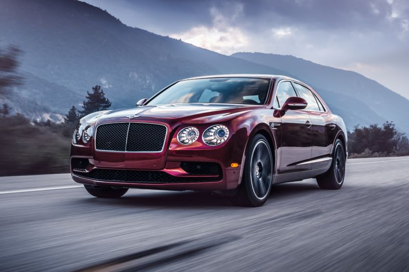 Při autosalonu v Pekingu bude mít svůj debut i Bentley Flying Spur V8 S.