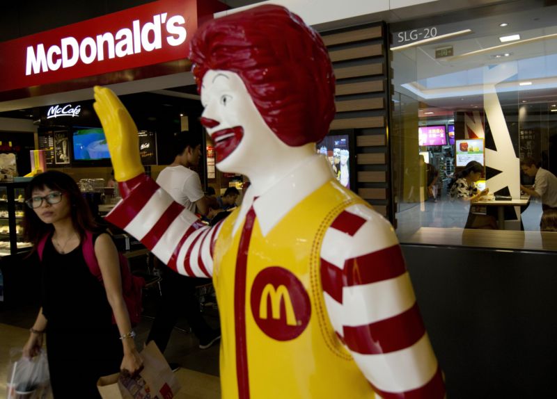 McDonald's použil v televizní reklamě verše, které kdysi přeložila Moskvanova babička (ilustrační foto).
