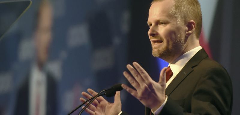 Šéf opozice Petr Fiala. 