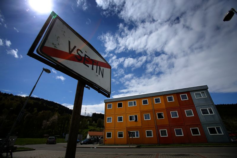 Čunkovy "kontejnery" na okraji Vsetína.
