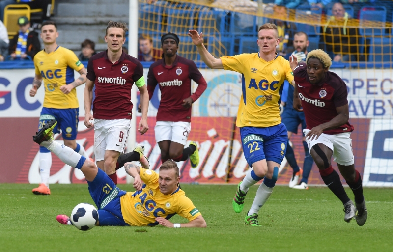 Fotbalisté Sparty se trápí dál, s Teplicemi remizovali 1:1.