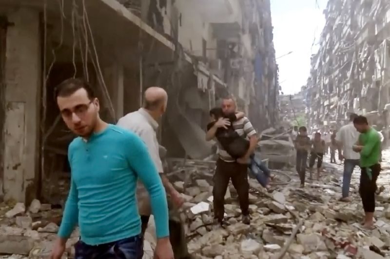 Aleppo po raketovém útoku (ilustrační foto).