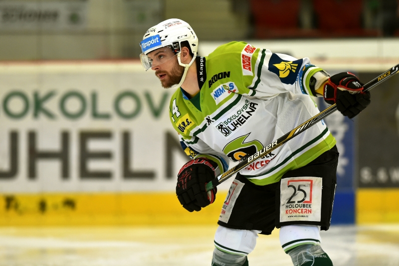 Hokejisty Komety Brno posílí v příští sezoně obránci Michal Gulaši (na snímku), Jan Štencel a útočníci Marcel Haščák s Vlastimilem Dostálkem. Hokejisty Komety Brno posílí v příští sezoně obránci Michal Gulaši (na snímku), Jan Štencel a útočníci Marcel Haščák s Vlastimilem Dostálkem.