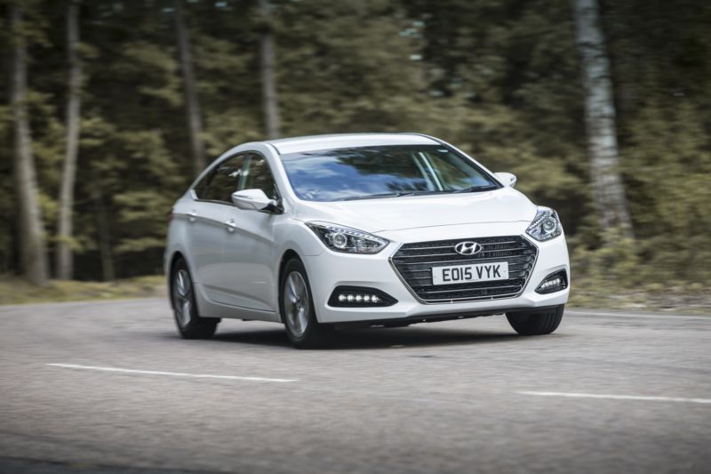 Díky asistenci SafeLine získá majitel s novým vozem Hyundai nejvyšší stupeň ochrany. 