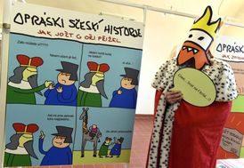 Jiná výstava komiksů Jaz přibližuje dějiny lucemburského rodu netradičním pohledem komiksu s vlastním pravopisem. V komiksech vystupují slavní Lucemburkové: Karel IV., Jošt Moravský a zejména Zikmund.