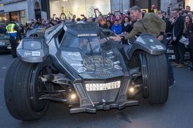 K vidění bude však i Batmobil.