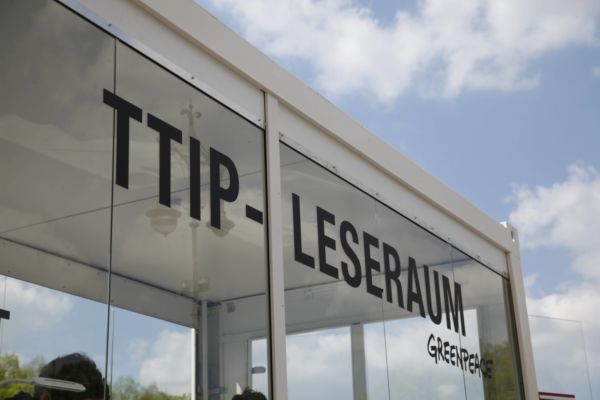 Podle průzkumu sedmdesát procent Němců je proti TTIP.