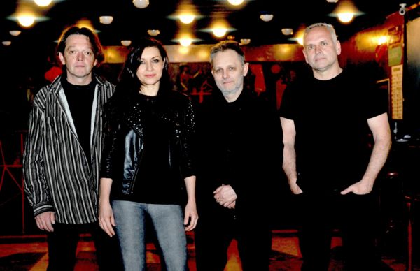 Oceán v nové sestavě (zleva) Petr Kučera, Jitka Charvátová, Jan Vozáry a Petr Hons.
