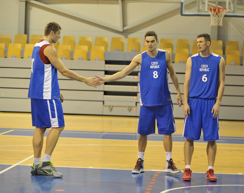 Zleva Pavel Houška, Tomáš Satoranský a Pavel Pumprla.