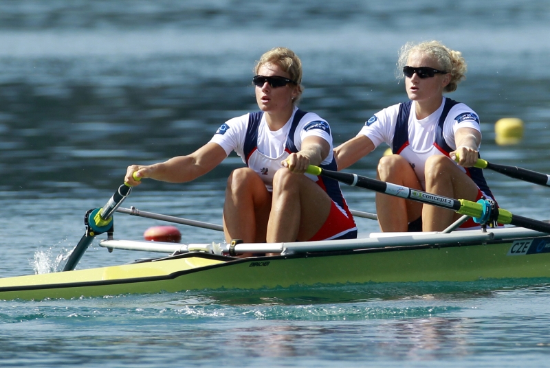 Lenka Antošová se svojí sestrou Jitkou, ještě v roce 2011 na mistrovství světa ve Slovinsku.