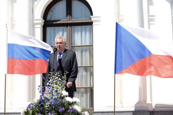Prezident Miloš Zeman promluvil k výročí konce druhé světové války.