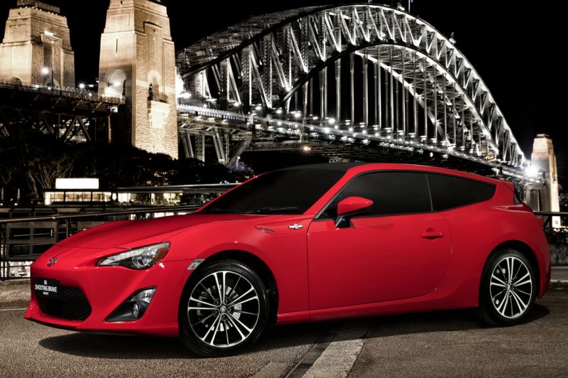 Sportovní kupé GT86 v karosářské verzi shooting brake.