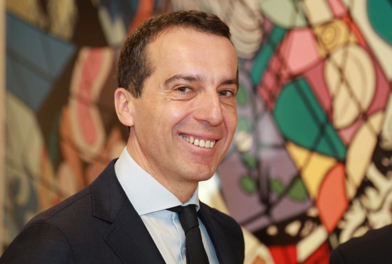 Nový rakouský kancléř a předseda sociální demokracie Chriastian Kern. Nový rakouský kancléř a předseda sociální demokracie Chriastian Kern.