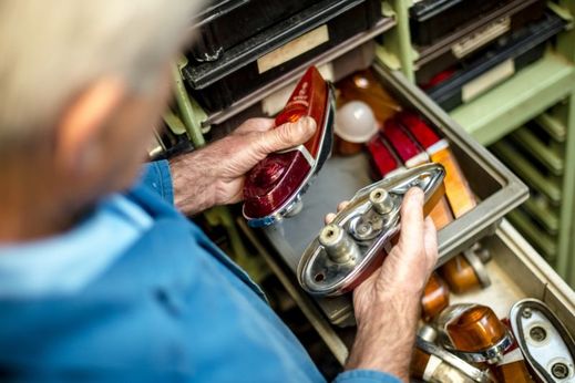Renovace automobilů.