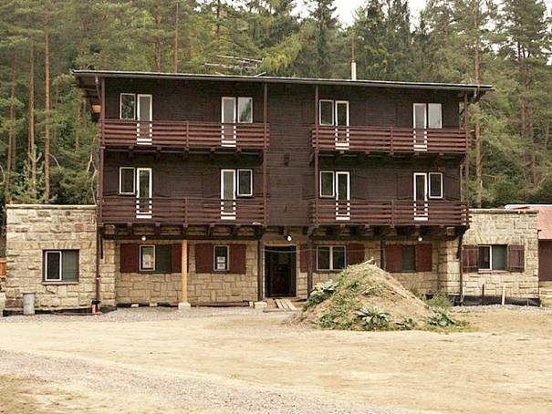 Památkově chráněný Dům bratří Čapků v Budislavi na Svitavsku bude mít opět původní interiéry.