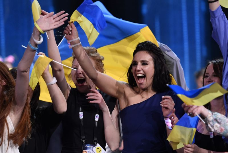 Zpěvačka Jamala na soutěži Eurovize.