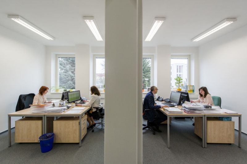 Úředníci Centra pro regionální rozvoj České republiky v Hradci Králové.