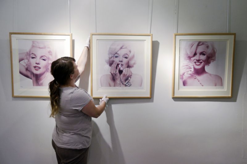 Výstava o herečce Marilyn Monroe. Výstava o herečce Marilyn Monroe.