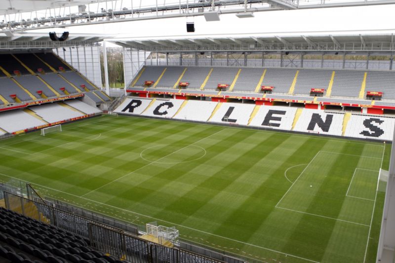 Stadion v severní Francii. Jedno z hřišť pro EURO 2016. Stadion v severní Francii. Jedno z hřišť pro EURO 2016.