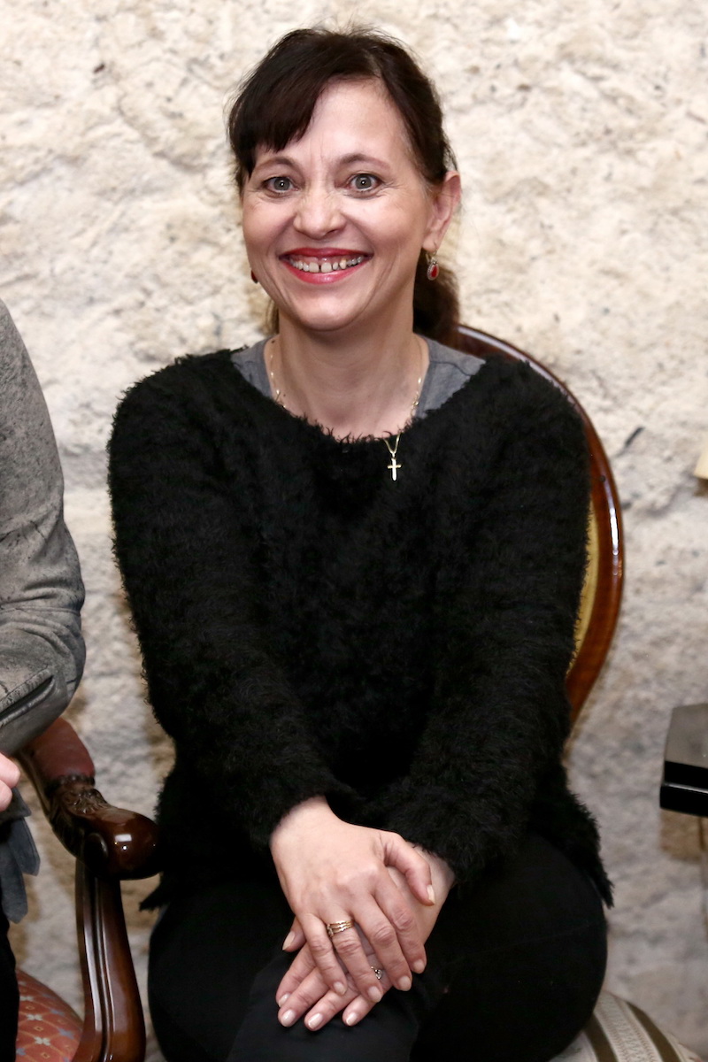 Alena Mihulová touží po vřelé náruči.