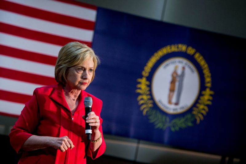 Hillary Clintonová. Hillary Clintonová.